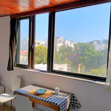 Studio Near The Beach Апартаменты *