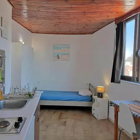 Studio Near The Beach Апартаменты